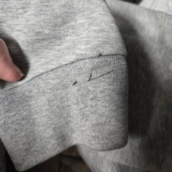 Uniqlo Men's Grey Zip Tech Hoodie Size XL - Picture 5 of 5